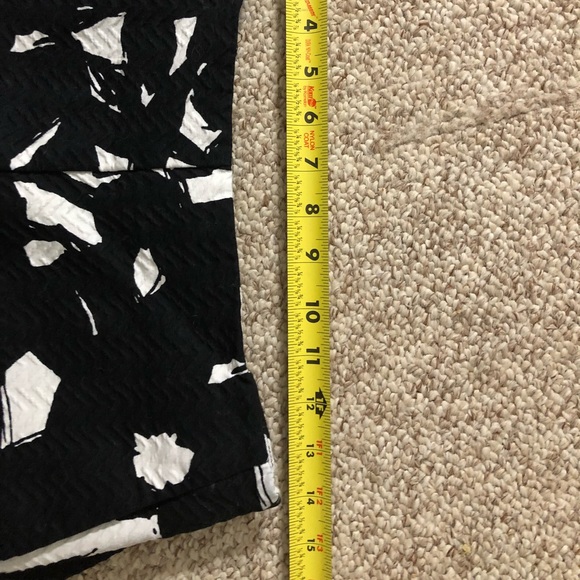 Banana Republic shorts - Picture 5 of 8